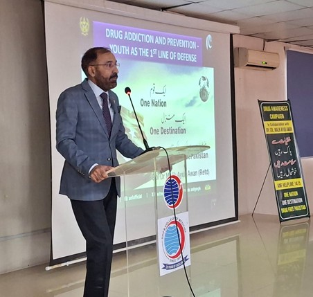 Shifa College of Medicine hosted an anti-narcotics awareness seminar for first- and second-year medical students 2 1112